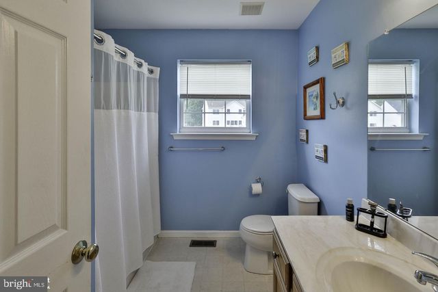 1500 WINDMILL LN, Breinigsville, PA 18031