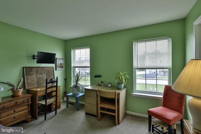 1500 WINDMILL LN, Breinigsville, PA 18031