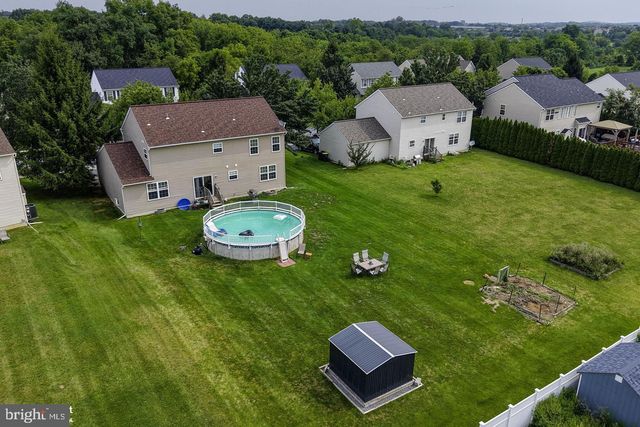 1500 WINDMILL LN, Breinigsville, PA 18031
