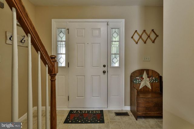 1500 WINDMILL LN, Breinigsville, PA 18031