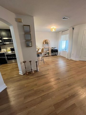 7451 SW 163rd Ct, Miami, FL 33193