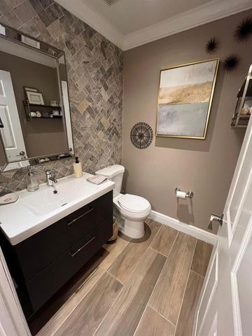 7451 SW 163rd Ct, Miami, FL 33193