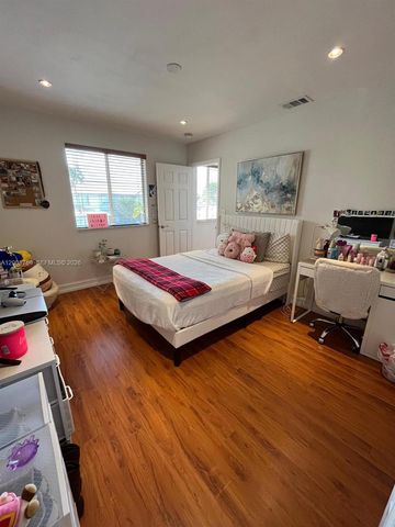 7451 SW 163rd Ct, Miami, FL 33193