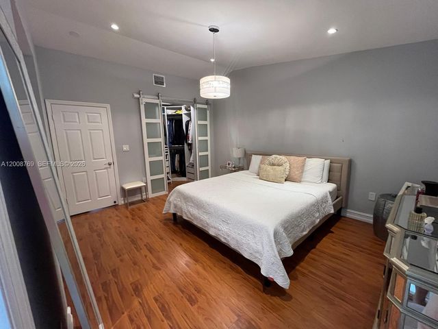 7451 SW 163rd Ct, Miami, FL 33193