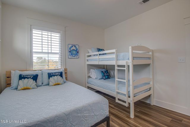 102 W Second Street, Pass Christian, MS 39571