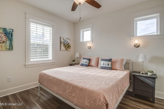 102 W Second Street, Pass Christian, MS 39571