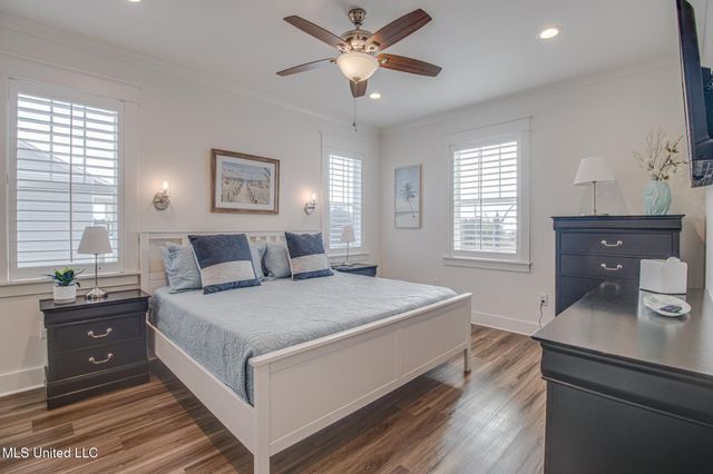 102 W Second Street, Pass Christian, MS 39571