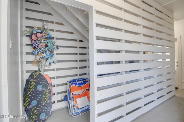 102 W Second Street, Pass Christian, MS 39571