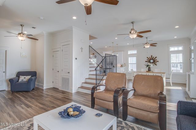 102 W Second Street, Pass Christian, MS 39571