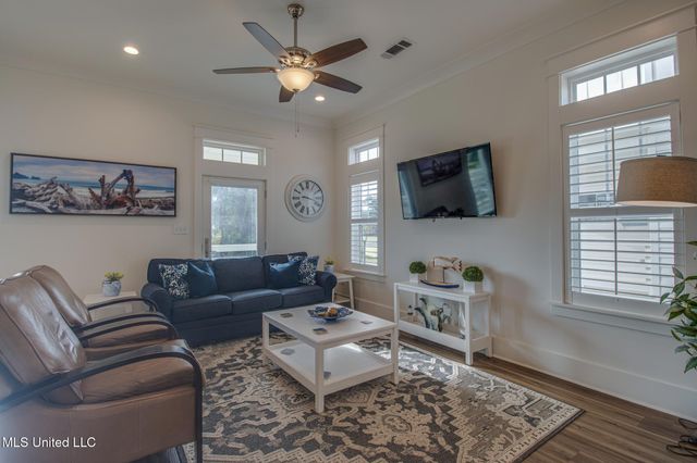 102 W Second Street, Pass Christian, MS 39571