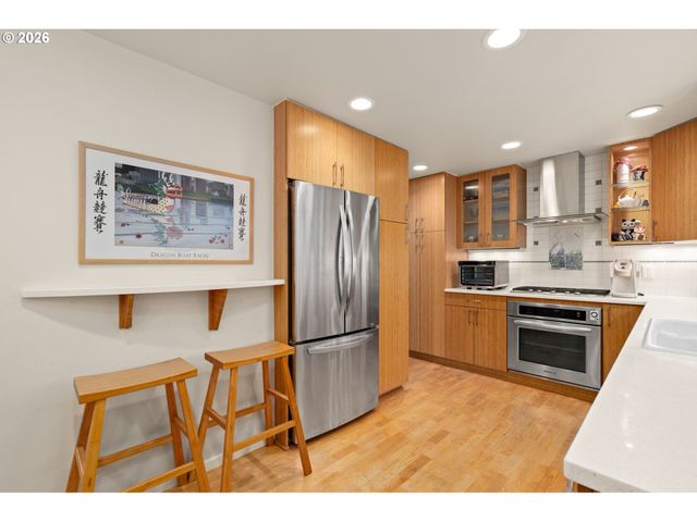 4125 Sw VESTA St, Portland, OR 97219