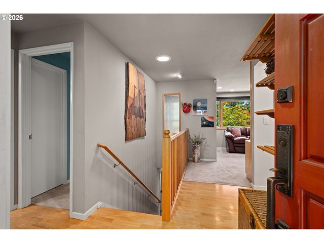 4125 Sw VESTA St, Portland, OR 97219