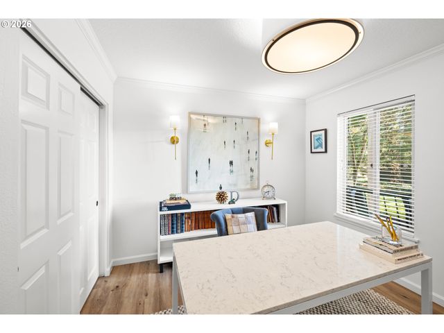 1466 BONNIEBRAE Dr, Lake Oswego, OR 97034