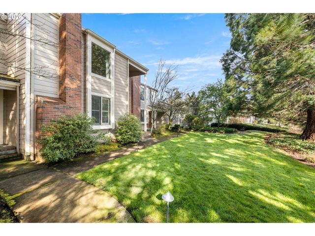 1466 BONNIEBRAE Dr, Lake Oswego, OR 97034