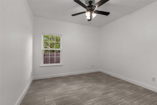 5120 Elgin Street, Fort Worth, TX 76105