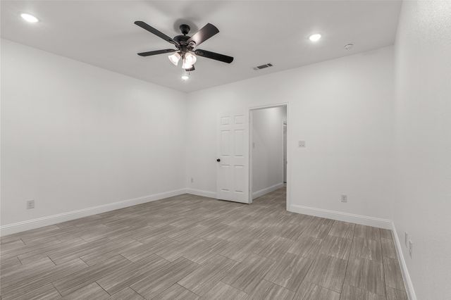 5120 Elgin Street, Fort Worth, TX 76105