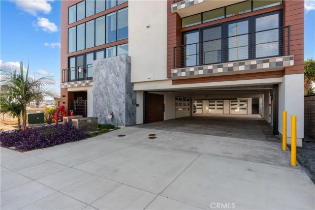215 Oceanside Blvd 1, Oceanside, CA 92054