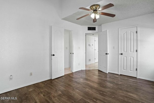 11799 STONE CASTLE Drive, El Paso, TX 79936