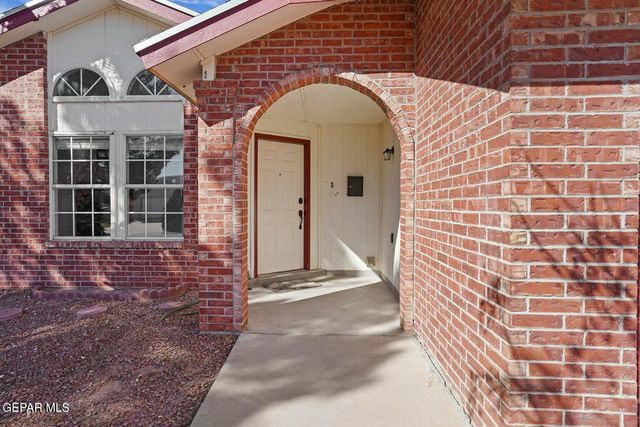 11799 STONE CASTLE Drive, El Paso, TX 79936