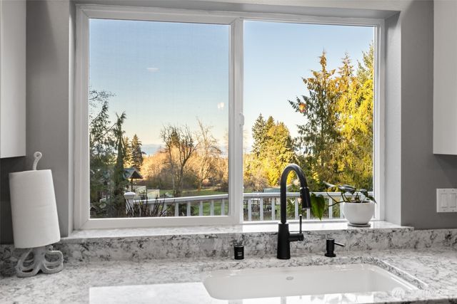 1063 Tamarack Lane, Port Angeles, WA 98362