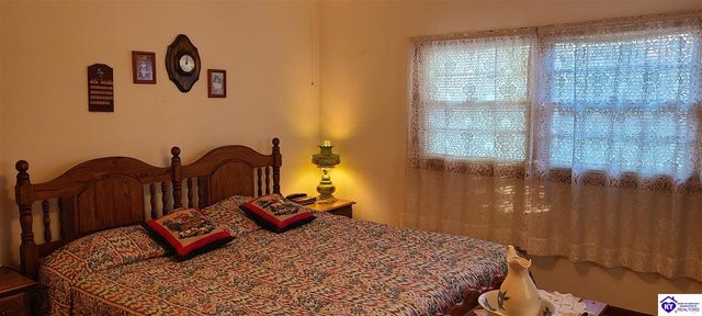 11073 S Preston Highway, Lebanon Junction, KY 40150