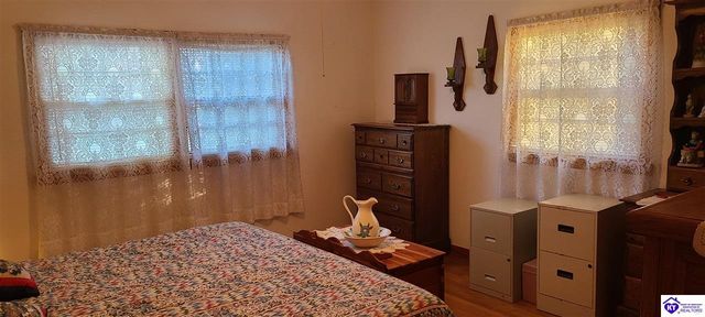 11073 S Preston Highway, Lebanon Junction, KY 40150