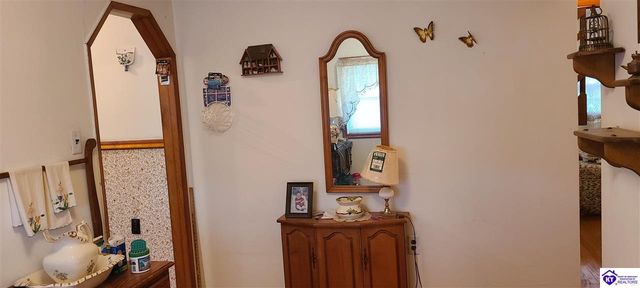 11073 S Preston Highway, Lebanon Junction, KY 40150