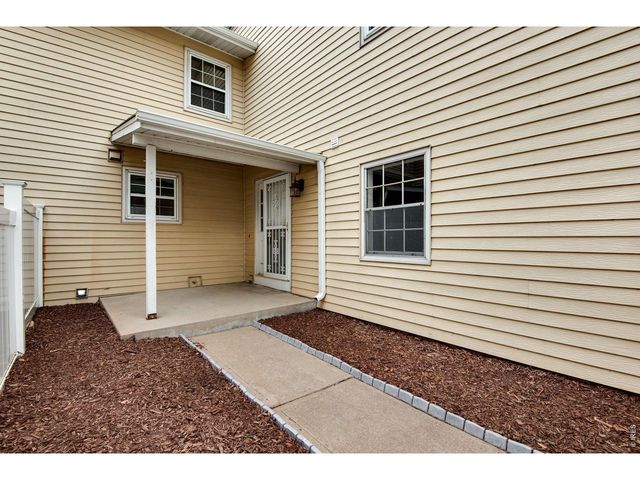 2630 S Vaughn Way C, Aurora, CO 80014