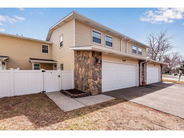 2630 S Vaughn Way C, Aurora, CO 80014