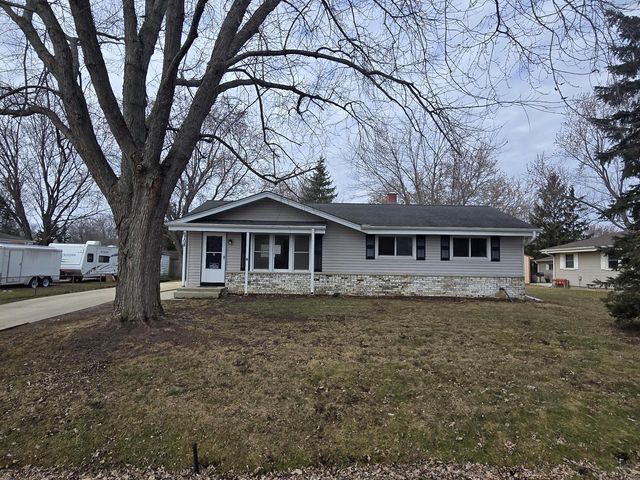 6708 LONE ELM DRIVE, Racine, WI 53402