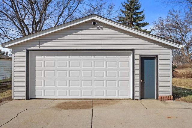 6708 LONE ELM DRIVE, Racine, WI 53402