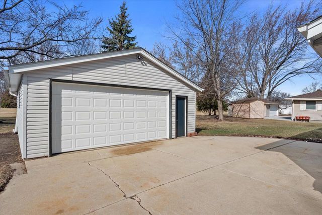 6708 LONE ELM DRIVE, Racine, WI 53402