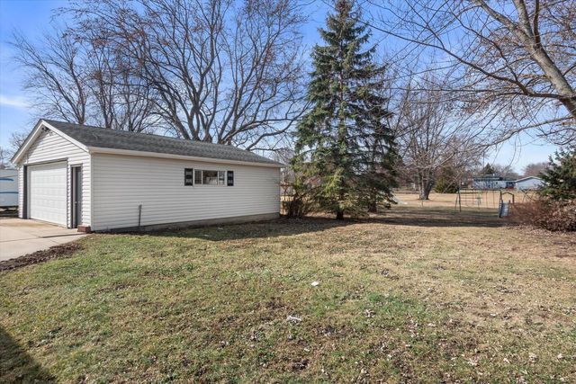 6708 LONE ELM DRIVE, Racine, WI 53402