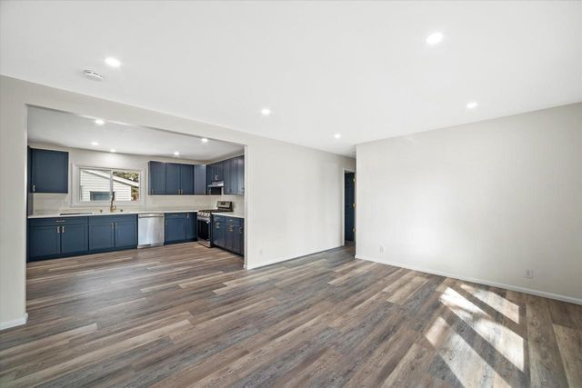 6708 LONE ELM DRIVE, Racine, WI 53402