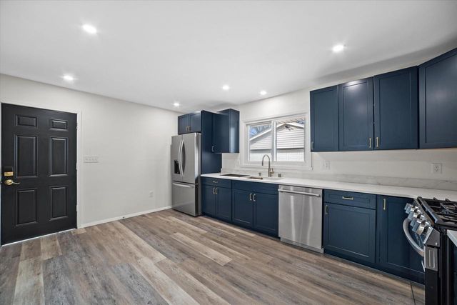 6708 LONE ELM DRIVE, Racine, WI 53402