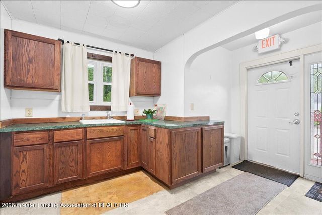 4415 W Holt Road, Holt, MI 48842