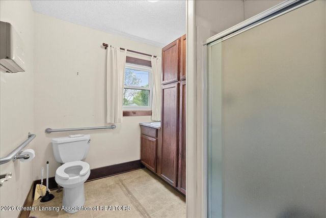 4415 W Holt Road, Holt, MI 48842