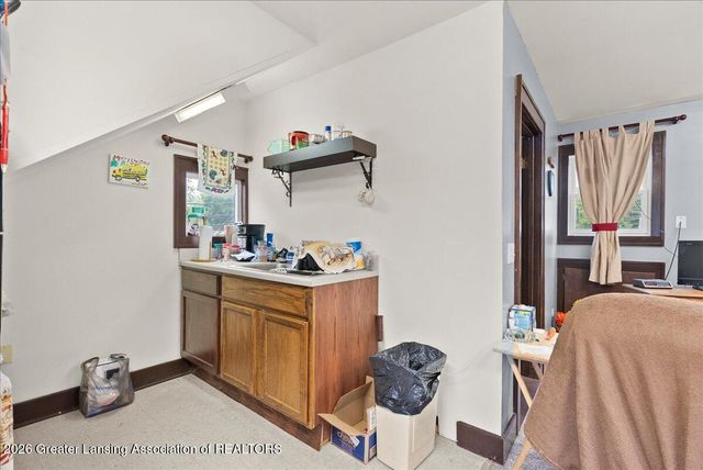 4415 W Holt Road, Holt, MI 48842