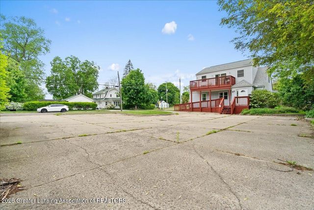 4415 W Holt Road, Holt, MI 48842