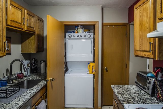 21 Middlesex Ave 102, Worcester, MA 01604