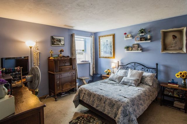 21 Middlesex Ave 102, Worcester, MA 01604
