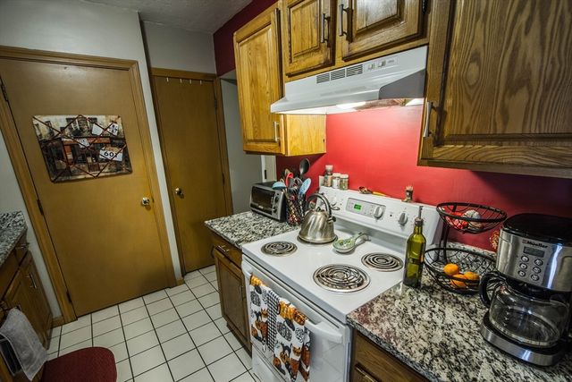 21 Middlesex Ave 102, Worcester, MA 01604