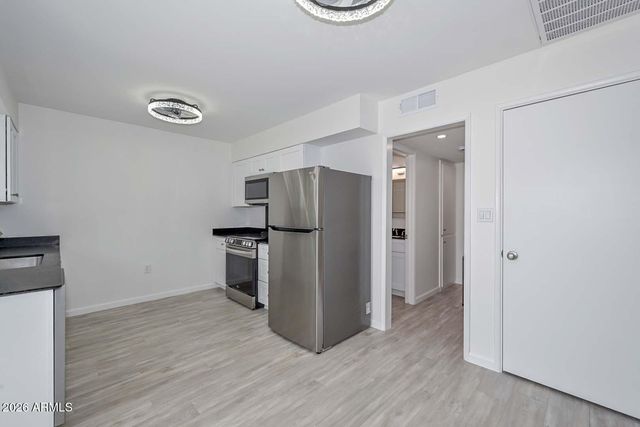 9667 N 111TH Avenue, Sun City, AZ 85351