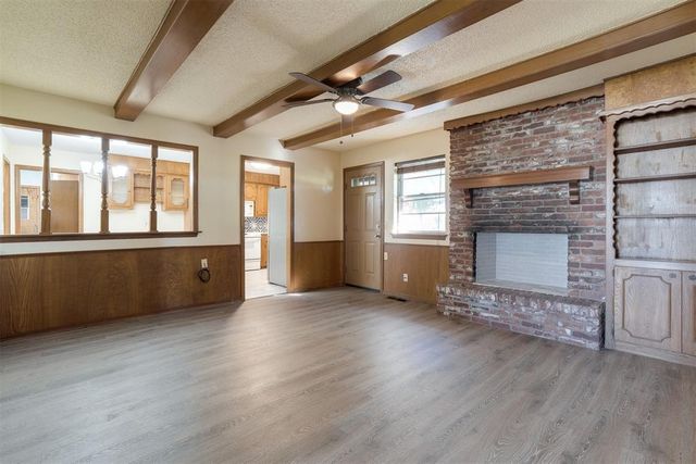 2912 N Santa Fe Avenue, Moore, OK 73160