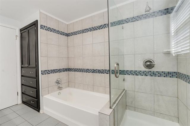2912 N Santa Fe Avenue, Moore, OK 73160