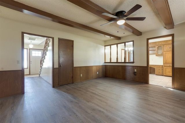 2912 N Santa Fe Avenue, Moore, OK 73160