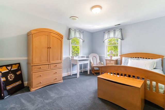 23 Darlene Dr, Southborough, MA 01772