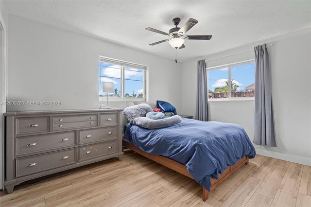 2485 NW 84th Way, Sunrise, FL 33322