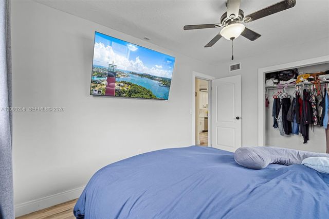 2485 NW 84th Way, Sunrise, FL 33322