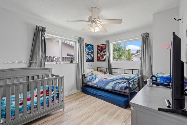 2485 NW 84th Way, Sunrise, FL 33322